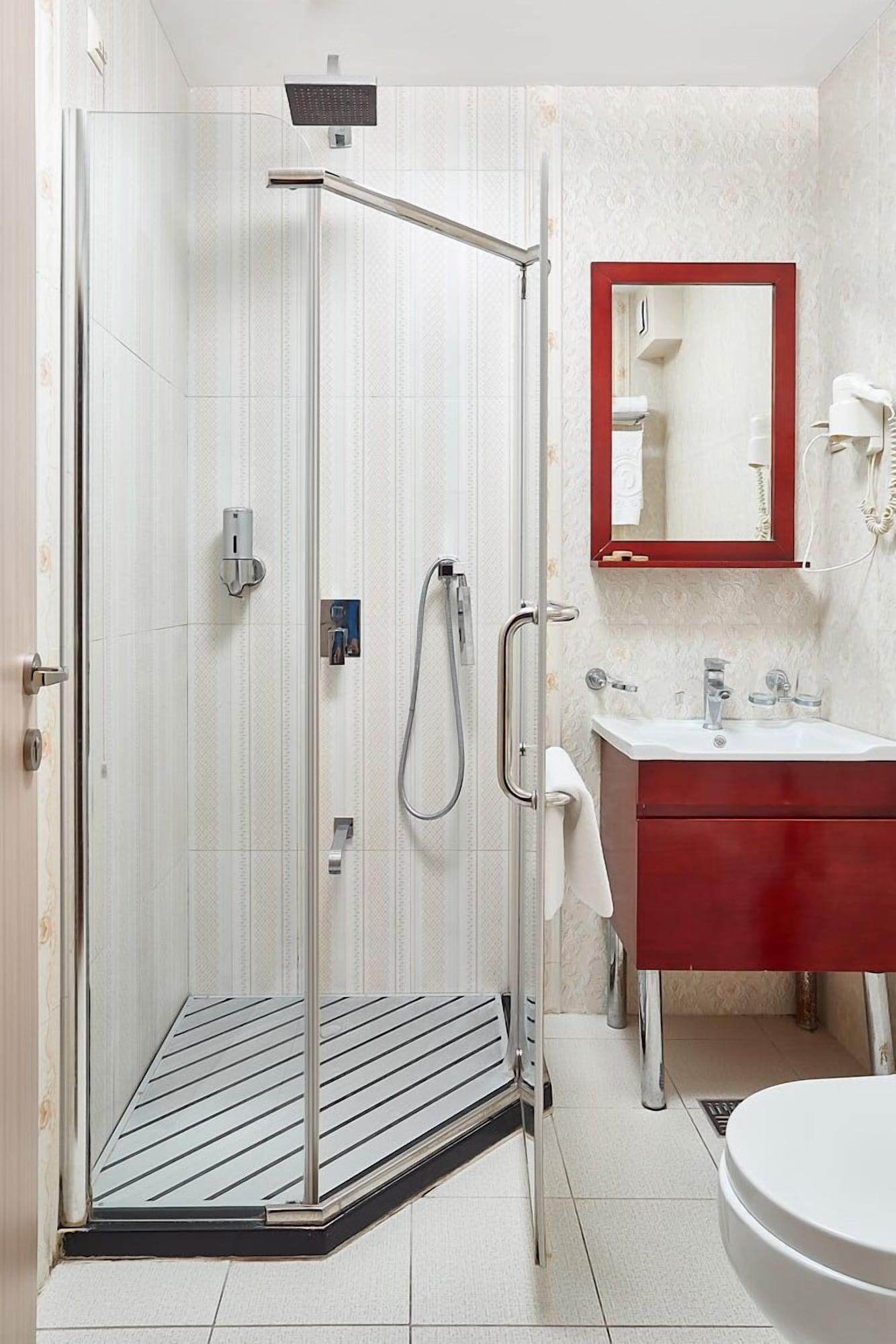 Hotel Gold Скопие Екстериор снимка